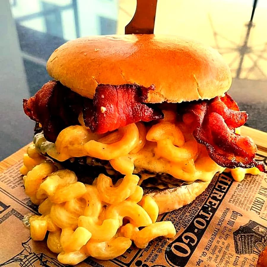 MACS&CHEESE BURGER