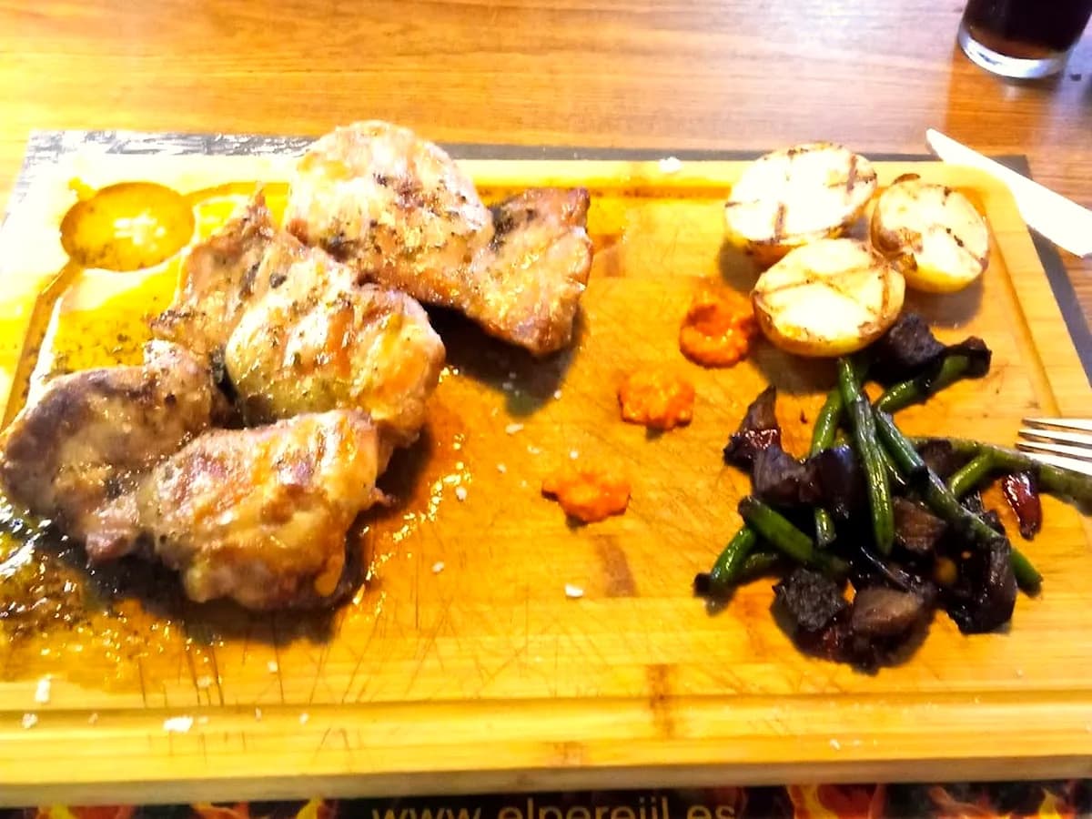 CHICKEN CHICKEN